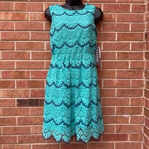 Luxology Teal/ Navy Embroidered Knitted Lace Lined Scalloped Hem Dress - Size: 6